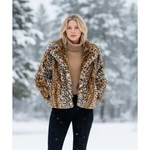 H&M Faux Fur Leopard Print Winter Short Coat Fully Lined Size M Soft Fluffy